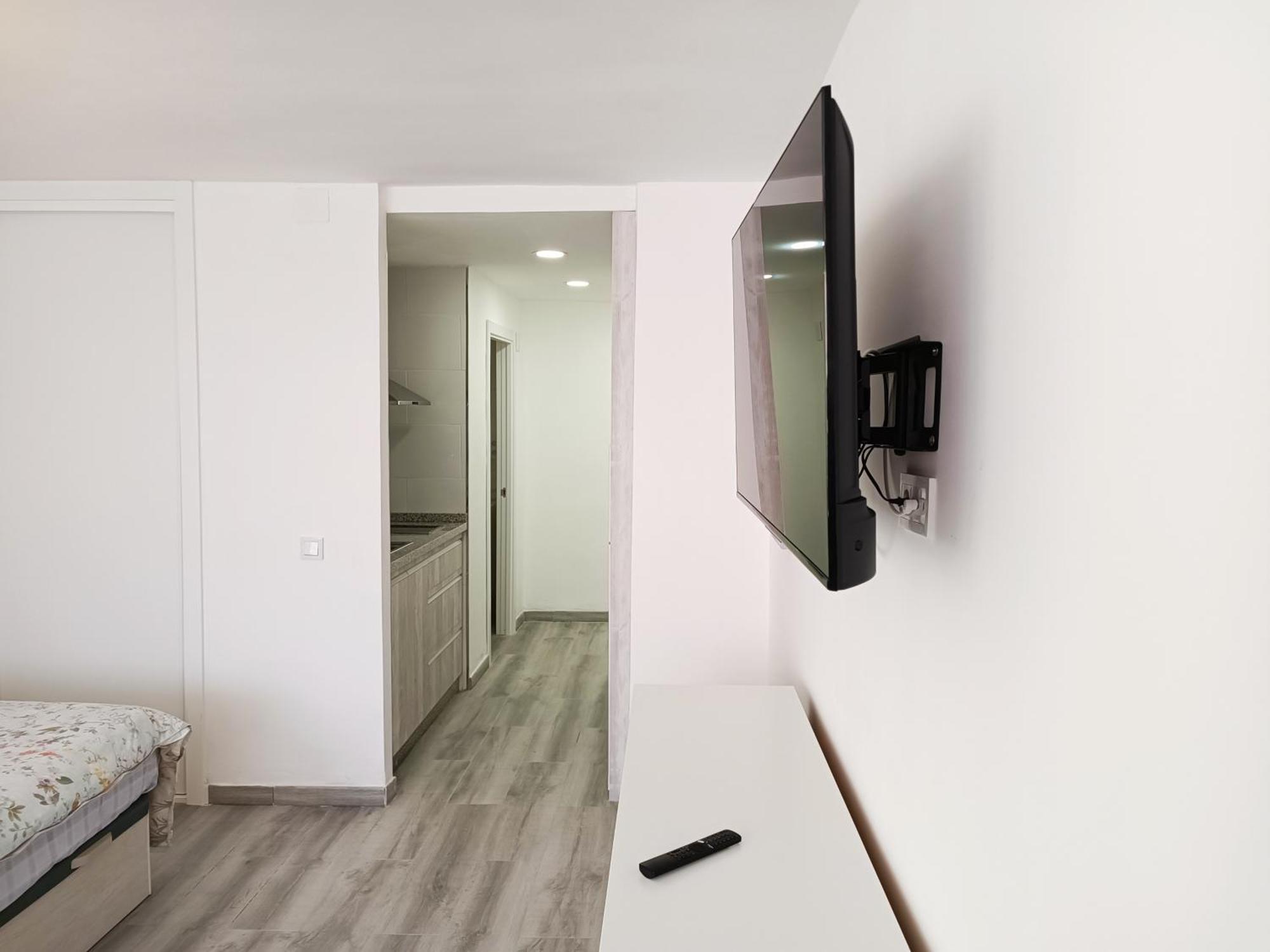 Cg3A - Nuevo Estudio, Recien Reformado, Wifi Torremolinos Bagian luar foto