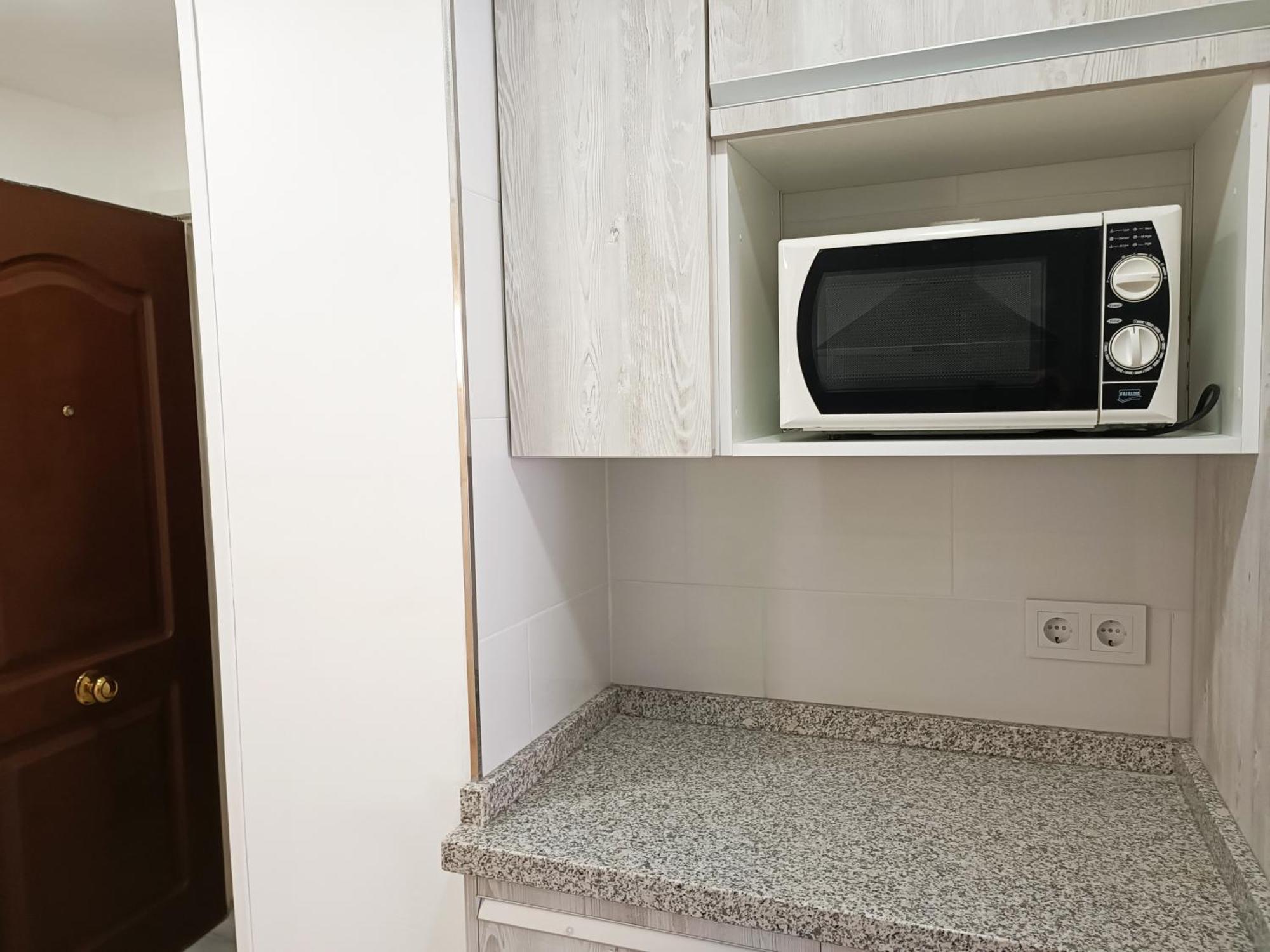Cg3A - Nuevo Estudio, Recien Reformado, Wifi Torremolinos Bagian luar foto